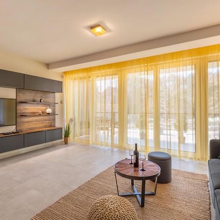 Marinelake Apartman Balatonfoeldvar By Bltn Exterior photo