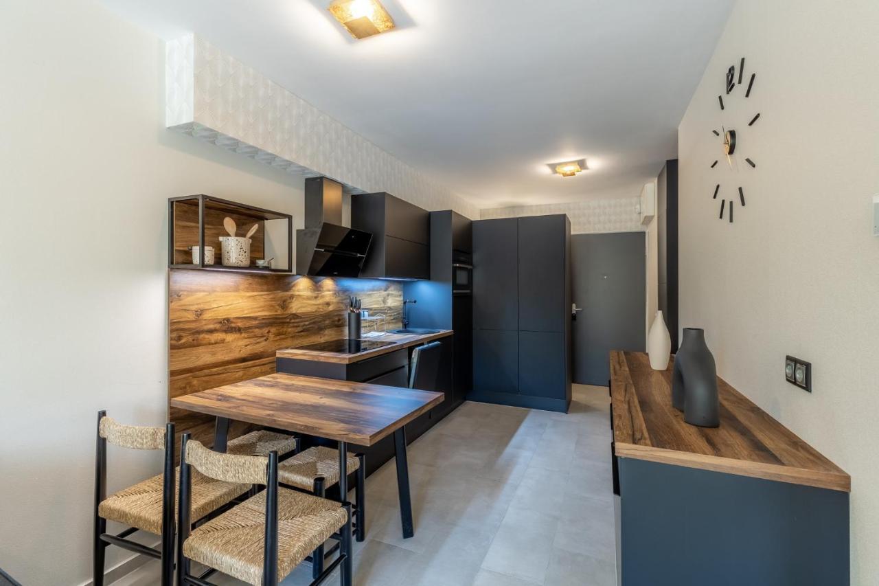 Marinelake Apartman Balatonfoeldvar By Bltn Exterior photo