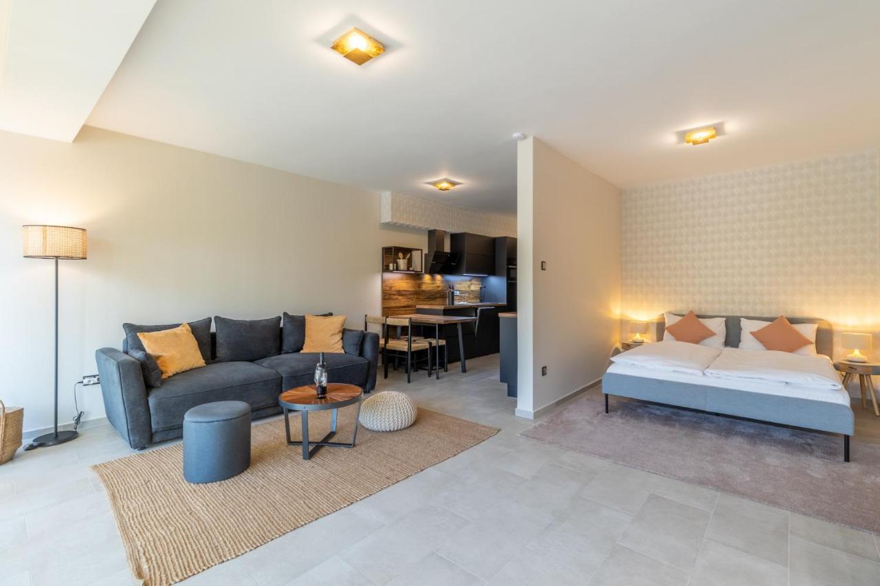 Marinelake Apartman Balatonfoeldvar By Bltn Exterior photo